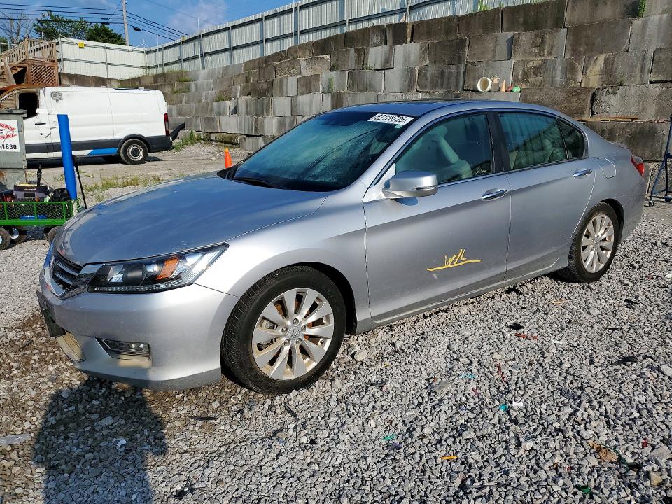 Продажа на аукционе авто 2013 Honda Accord, vin: 1HGCR2F85DA062524, номер лота: 62128726