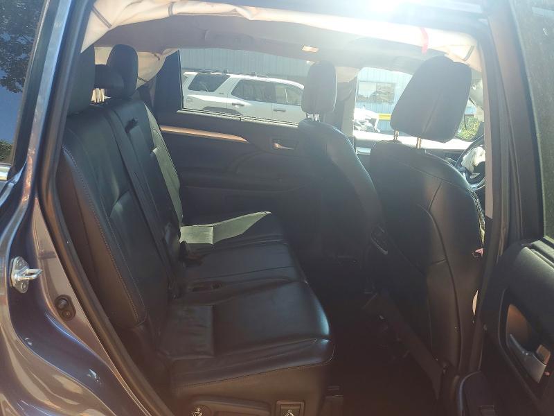 Продаж на аукціоні авто 2016 Toyota Highlander, vin: 5TDJKRFH0GS287685, номер лоту: 63034056