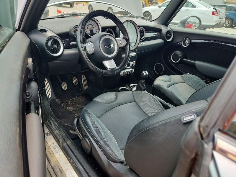Продажа на аукционе авто 2010 Mini Cooper, vin: WMWMS3C58ATY50623, номер лота: 61918406