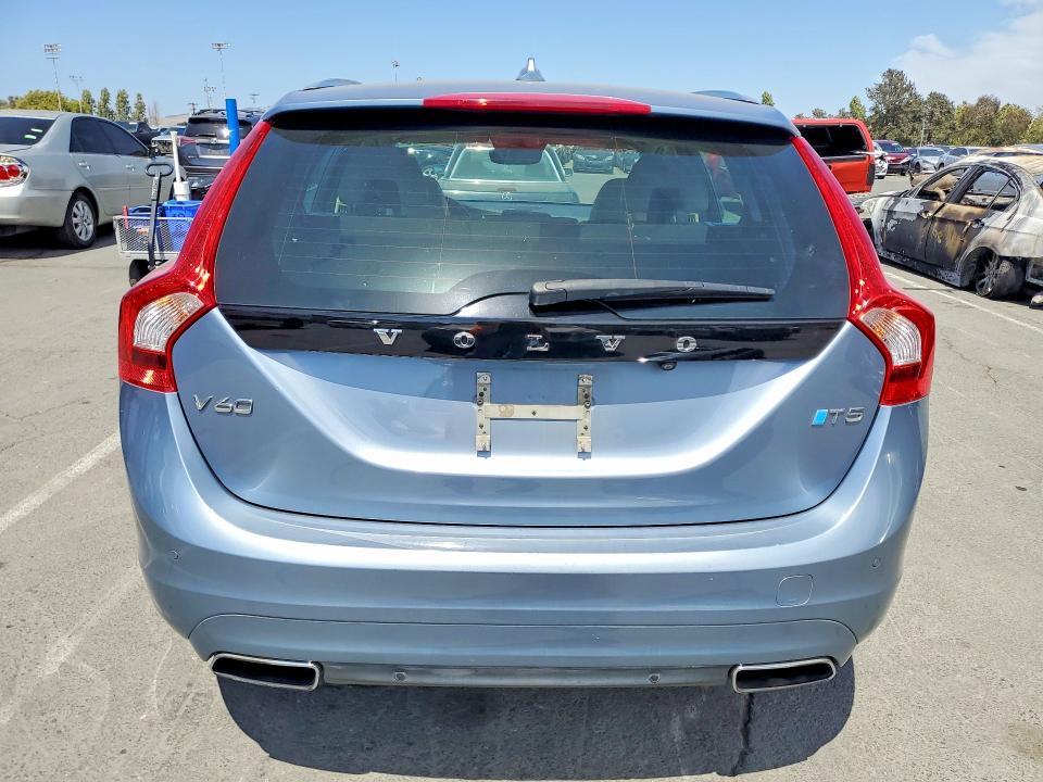 Продаж на аукціоні авто 2017 Volvo V60, vin: YV140MEM2H1369124, номер лоту: 59710226