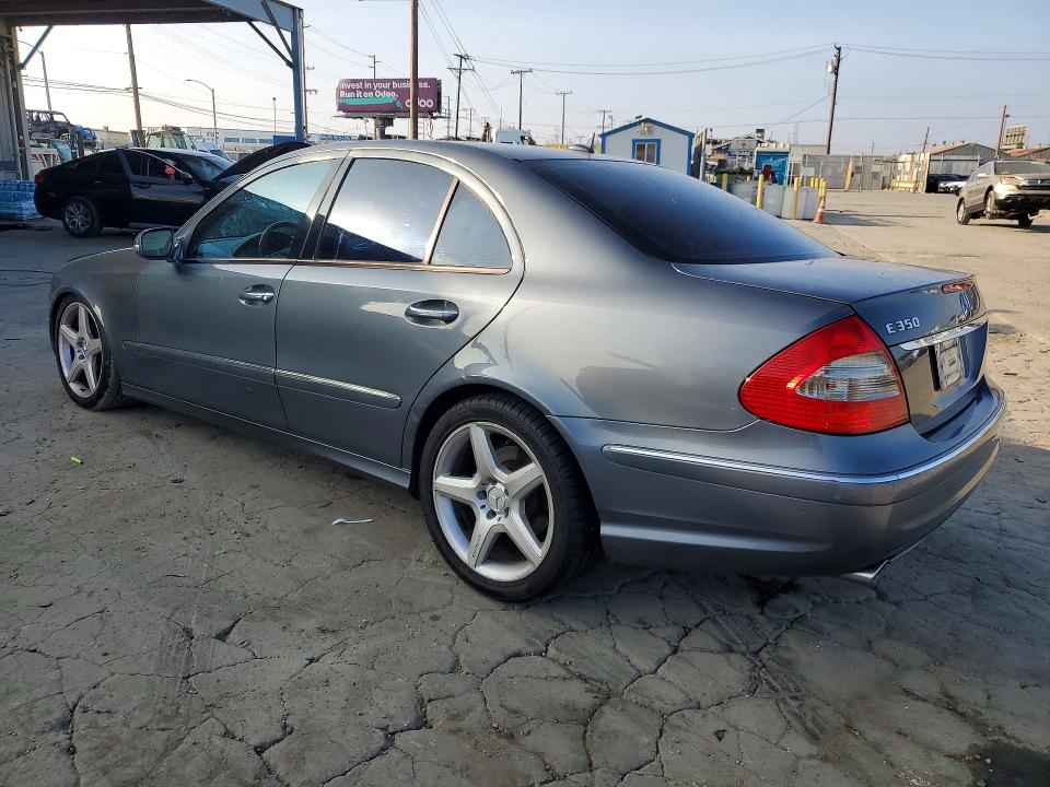 2007 Mercedes-benz E მანქანა იყიდება აუქციონზე, vin: WDBUF56X87B179869, აუქციონის ნომერი: 63539406