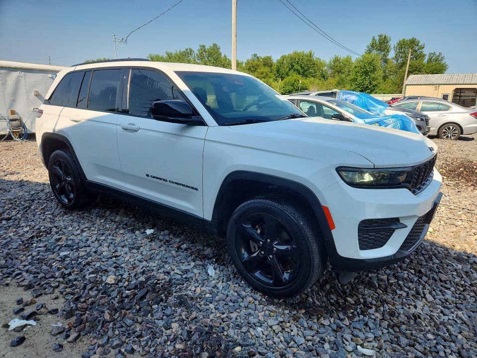 63111086 :رقم المزاد ، 1C4RJHAG2N8610604 vin ، 2022 Jeep Grand Cherokee مزاد بيع