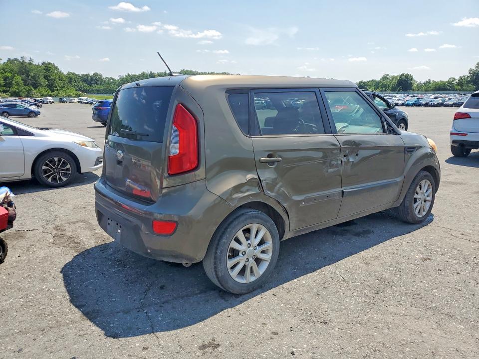 2013 Kia Soul მანქანა იყიდება აუქციონზე, vin: KNDJT2A66D7511171, აუქციონის ნომერი: 60775416