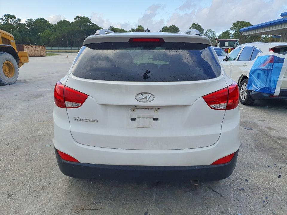 2015 Hyundai Tucson მანქანა იყიდება აუქციონზე, vin: KM8JU3AG1FU114172, აუქციონის ნომერი: 60694596