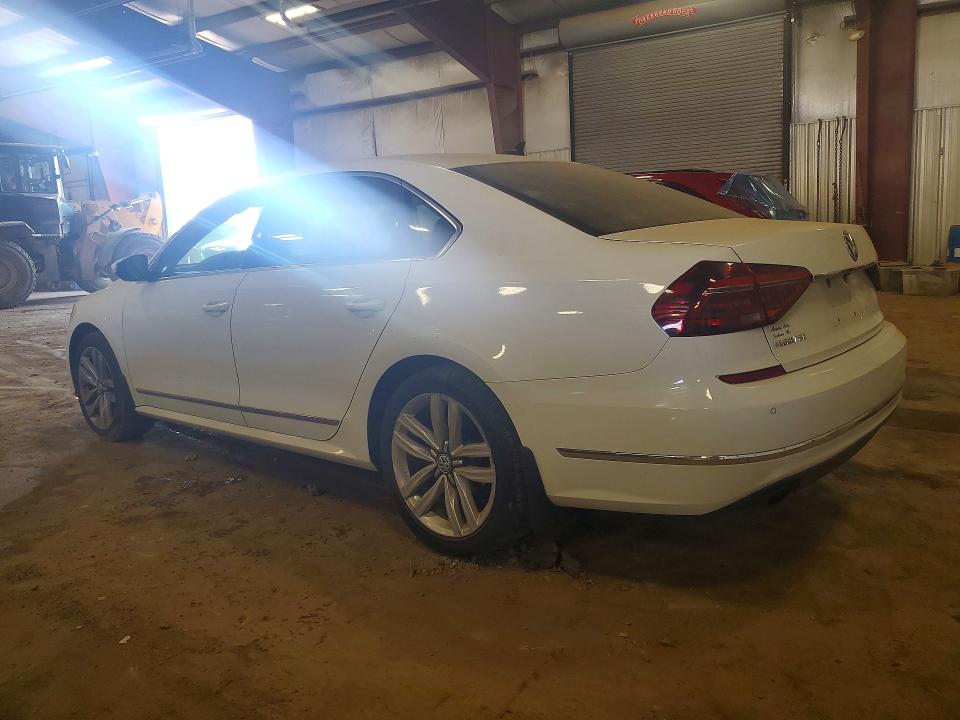 Продажа на аукционе авто 2017 Volkswagen Passat, vin: 1VWGT7A31HC011281, номер лота: 60967436