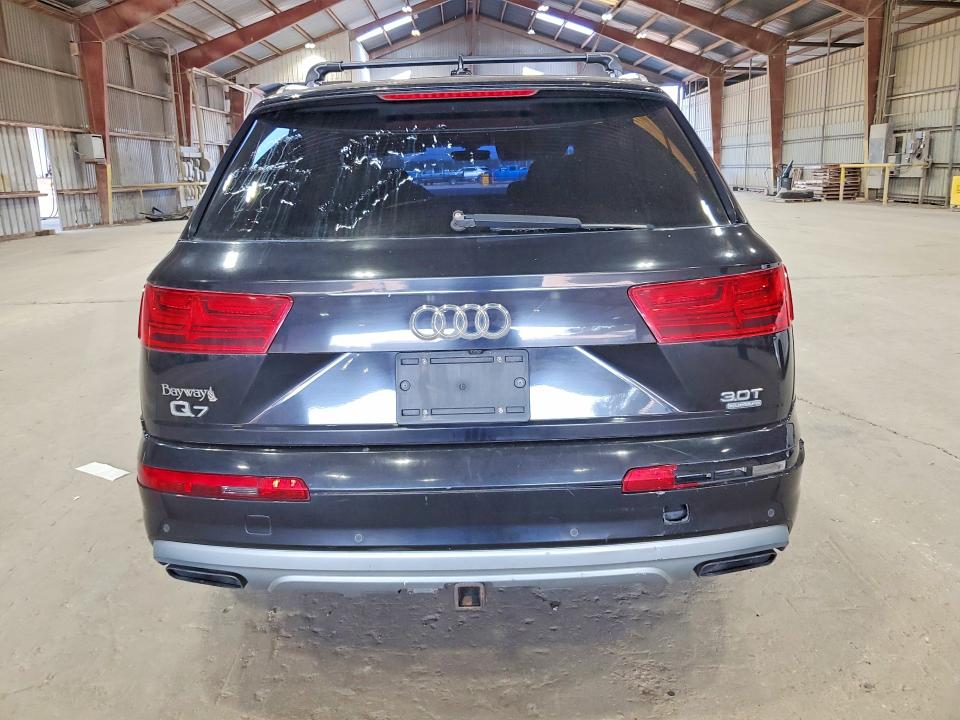 62892146 :رقم المزاد ، WA1LAAF75HD012275 vin ، 2017 Audi Q7 مزاد بيع