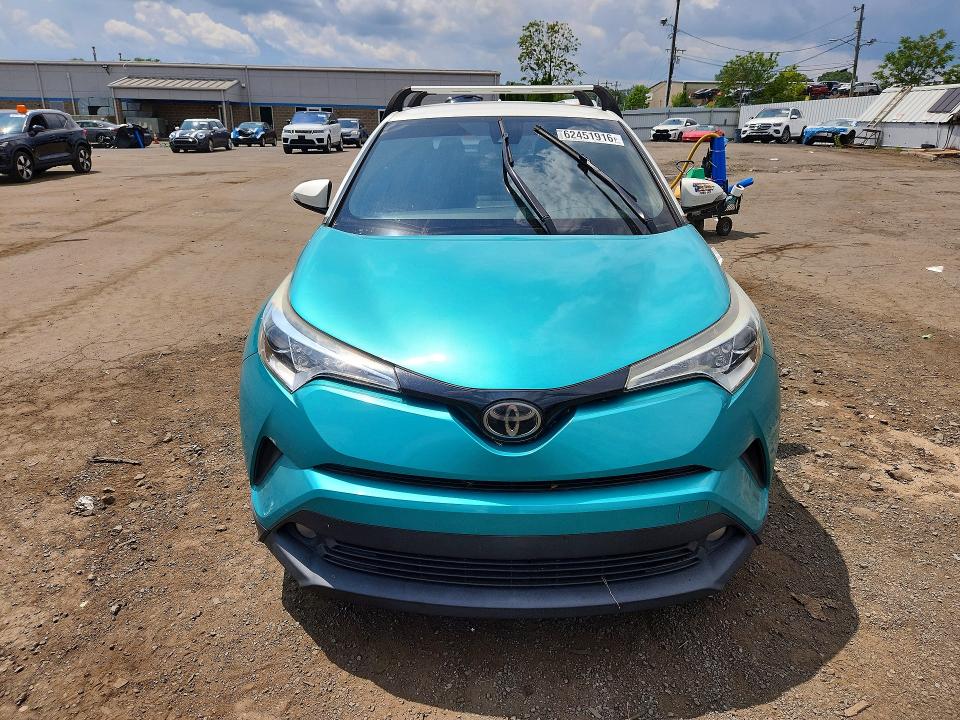 62451916 :رقم المزاد ، JTNKHMBX7J1010700 vin ، 2018 Toyota C-hr مزاد بيع