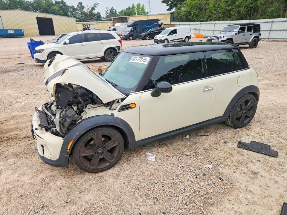 2013 Mini Cooper მანქანა იყიდება აუქციონზე, vin: WMWSU3C58DT549498, აუქციონის ნომერი: 62137276