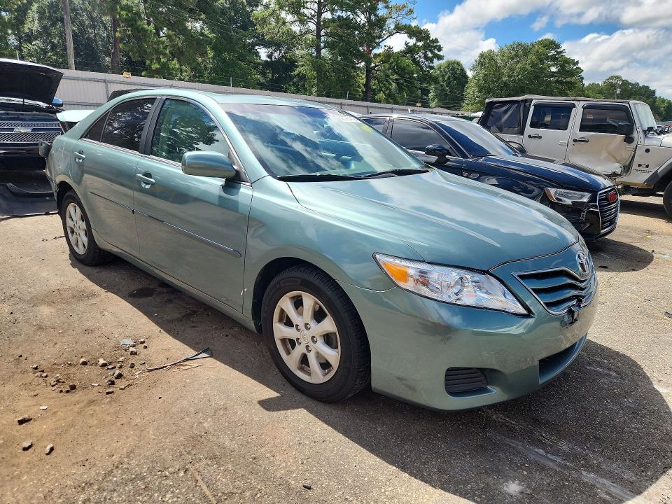 62098416 :رقم المزاد ، 4T1BF3EK3BU758683 vin ، 2011 Toyota Camry مزاد بيع