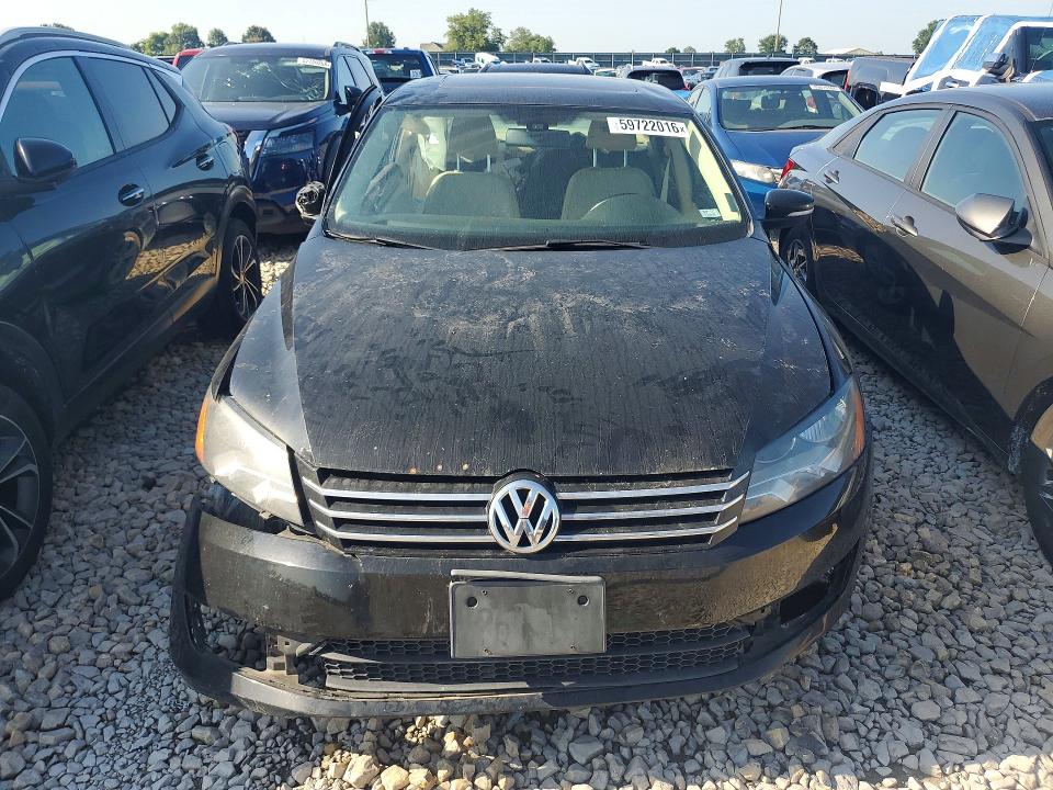 59722016 :رقم المزاد ، 1VWBH7A31EC004189 vin ، 2014 Volkswagen Passat مزاد بيع