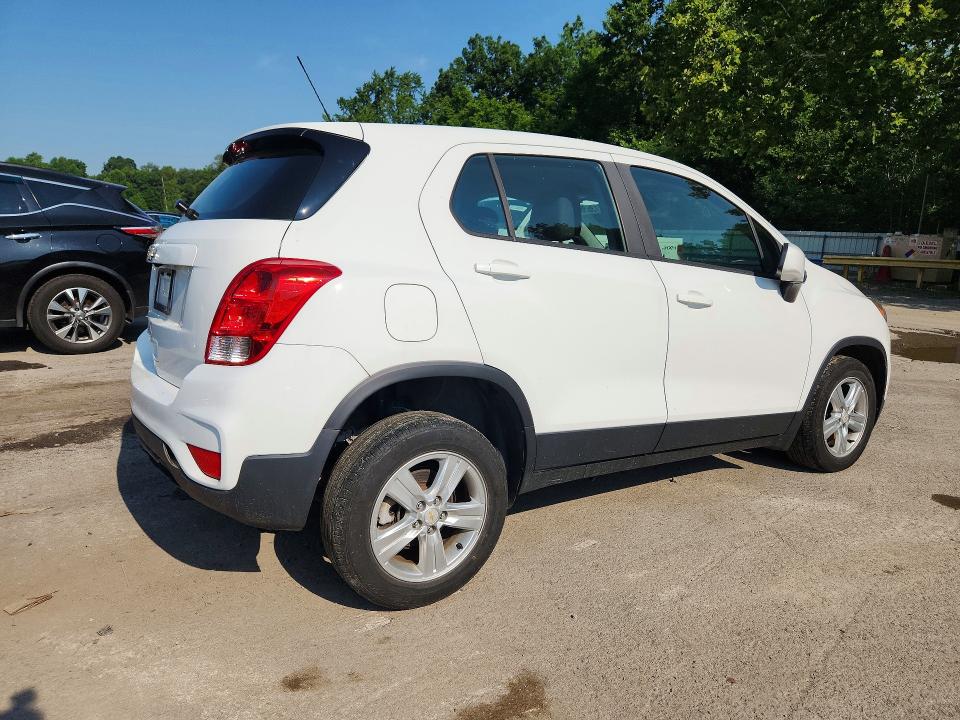 2018 Chevrolet Trax მანქანა იყიდება აუქციონზე, vin: KL7CJNSB2JB564015, აუქციონის ნომერი: 59713636