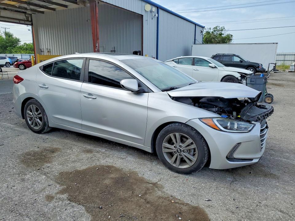 60440776 :رقم المزاد ، 5NPD84LF9JH344061 vin ، 2018 Hyundai Elantra مزاد بيع