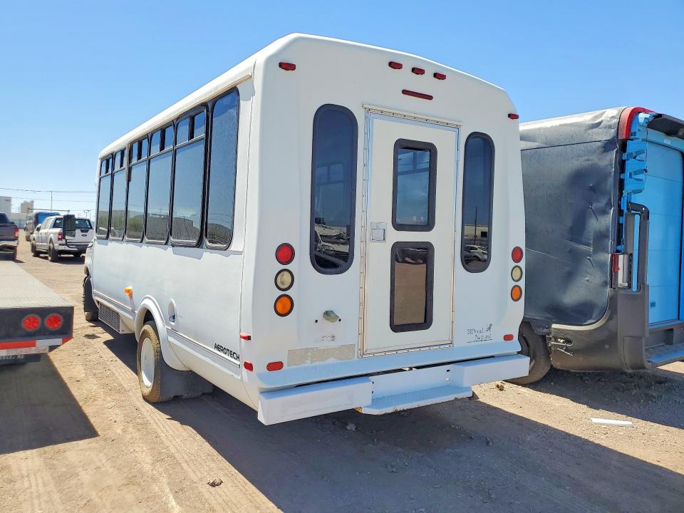 59388236 :رقم المزاد ، 1FDXE45S45HB24312 vin ، 2005 Ford E450 مزاد بيع