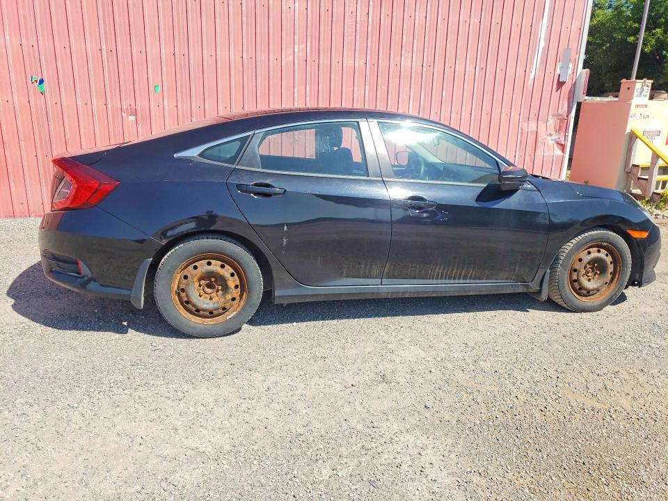 Продажа на аукционе авто 2018 Honda Civic, vin: 2HGFC2F50JH000692, номер лота: 63304556