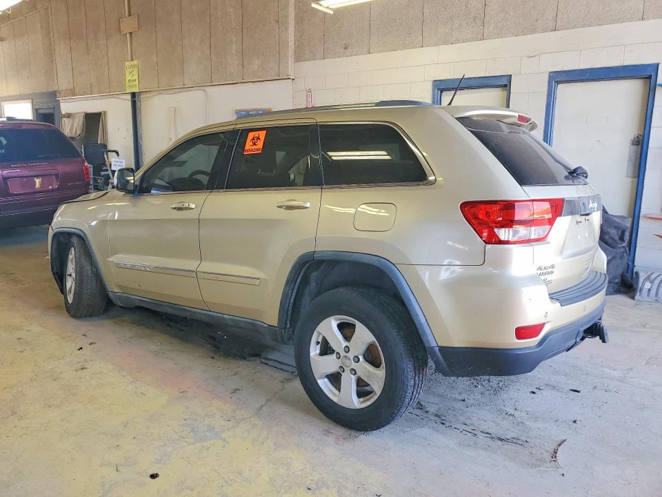 59242246 :رقم المزاد ، 1J4RR4GGXBC557761 vin ، 2011 Jeep Grand Cherokee مزاد بيع