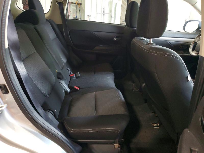 Продажа на аукционе авто 2018 Mitsubishi Outlander, vin: JA4AZ3A37JZ056559, номер лота: 63428576