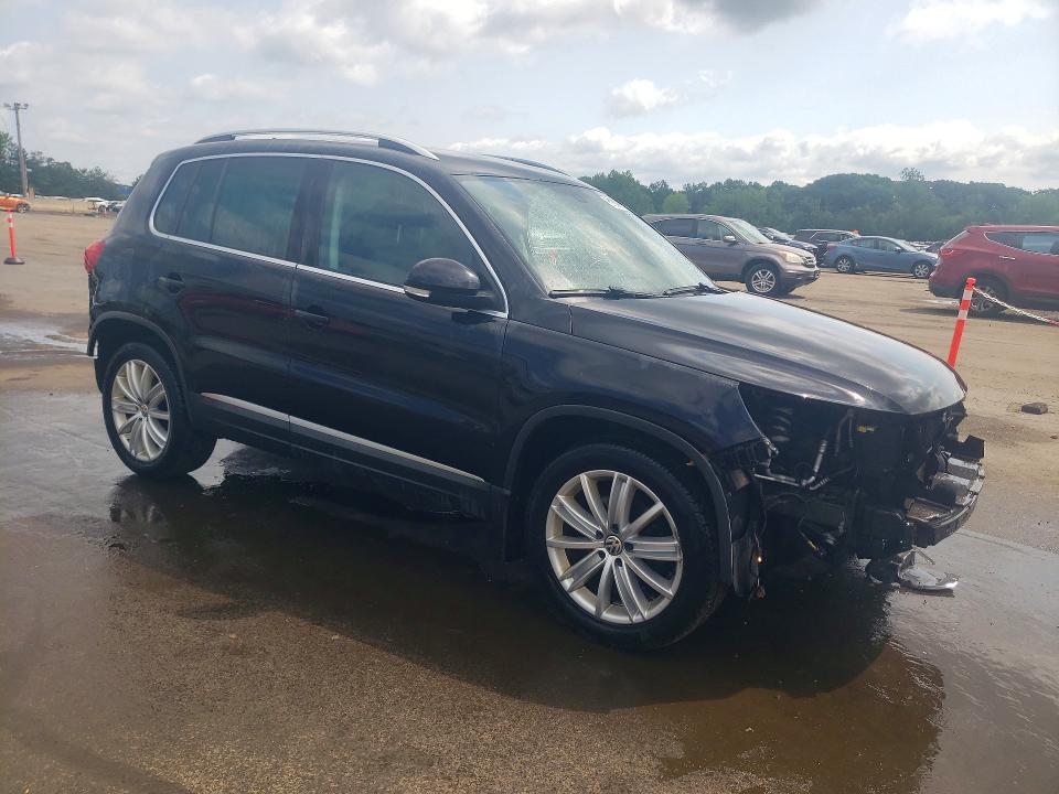 61500656 :رقم المزاد ، WVGBV7AX5GW602815 vin ، 2016 Volkswagen Tiguan مزاد بيع
