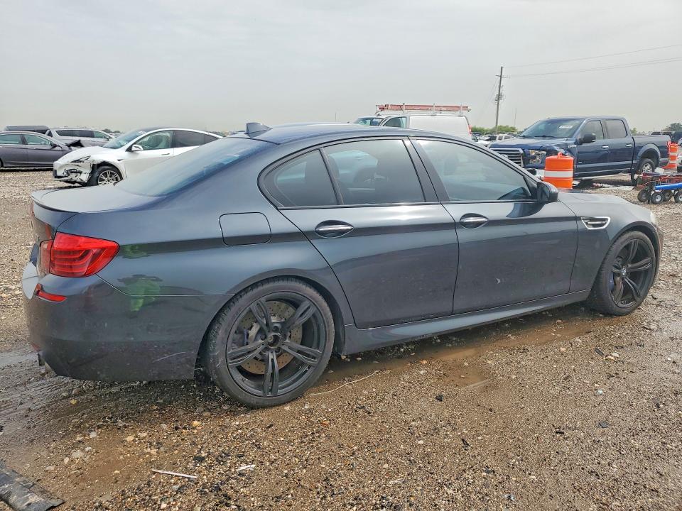 60827926 :رقم المزاد ، WBSFV9C55GD595740 vin ، 2016 Bmw M5 مزاد بيع