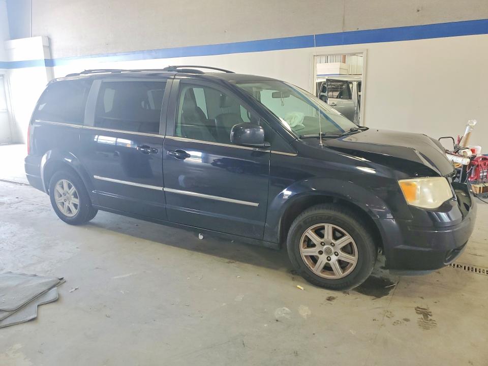 Продаж на аукціоні авто 2010 Chrysler Town & Country, vin: 2A4RR5DX9AR141037, номер лоту: 61632736