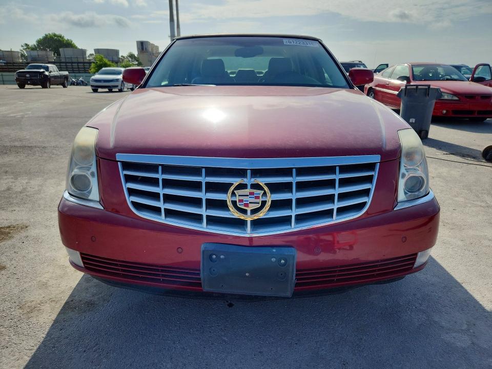 61223316 :رقم المزاد ، 1G6KD57Y57U114734 vin ، 2007 Cadillac Dts مزاد بيع