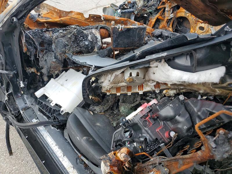 60197416 :رقم المزاد ، JN1EV7ELXHM553622 vin ، 2017 Infiniti Q60 مزاد بيع