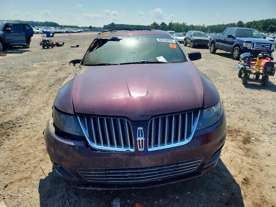 62256076 :رقم المزاد ، 1LNHL9FT9BG611294 vin ، 2011 Lincoln Mks مزاد بيع