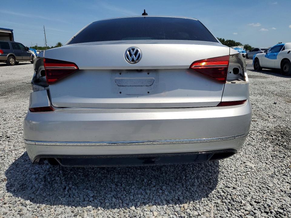Aukcja sprzedaży 2018 Volkswagen Passat, vin: 1VWAA7A30JC014366, numer aukcji: 62218486