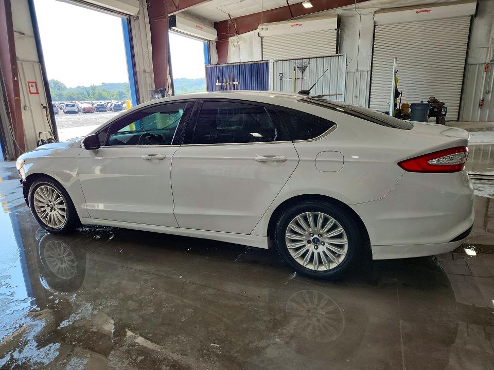 61934166 :رقم المزاد ، 3FA6P0H79FR126136 vin ، 2015 Ford Fusion مزاد بيع