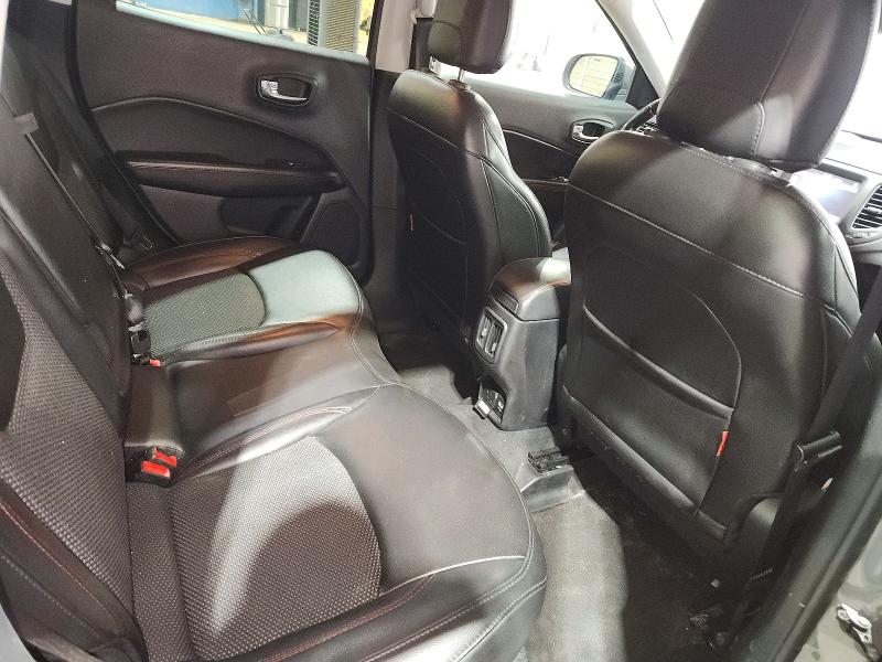 61426176 :رقم المزاد ، 3C4NJDDB4MT598317 vin ، 2021 Jeep Compass مزاد بيع