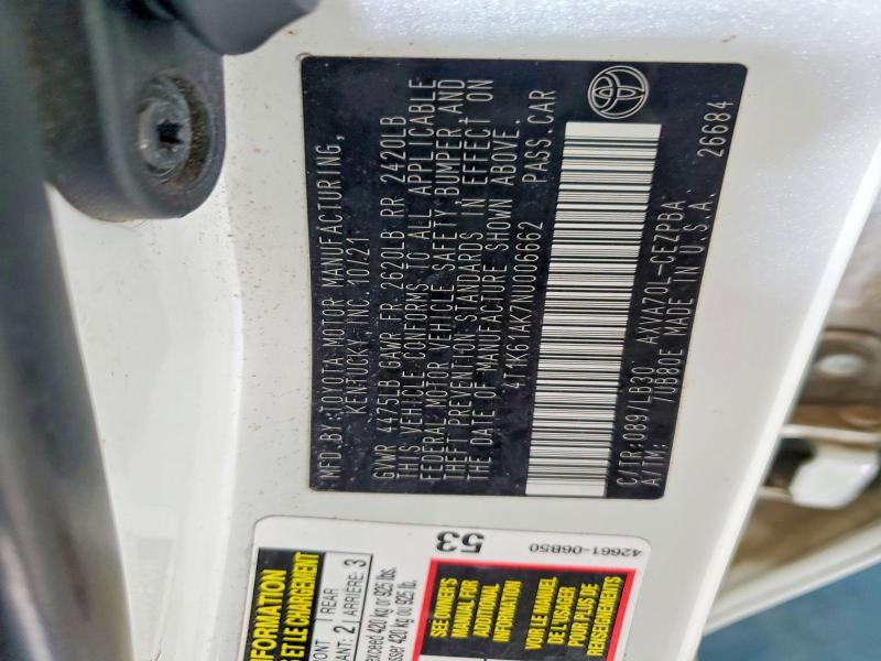 2022 Toyota Camry მანქანა იყიდება აუქციონზე, vin: 4T1K61AK7NU006662, აუქციონის ნომერი: 61236336
