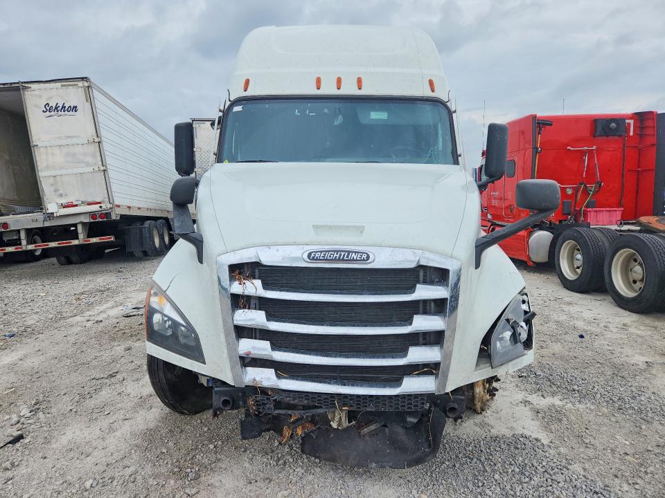 2022 Freightliner Cascadia 126 მანქანა იყიდება აუქციონზე, vin: 3AKJHHFGXNSNJ0939, აუქციონის ნომერი: 62305056