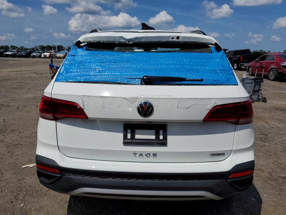 60466736 :رقم المزاد ، 3VV8X7B21RM063285 vin ، 2024 Volkswagen Taos مزاد بيع