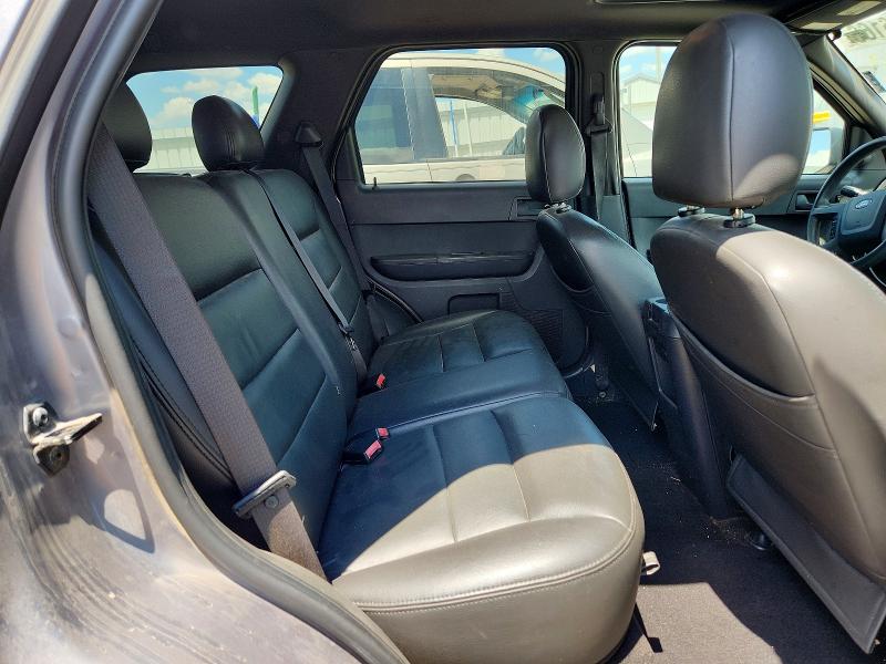 60576166 :رقم المزاد ، 1FMCU03158KE76293 vin ، 2008 Ford Escape مزاد بيع