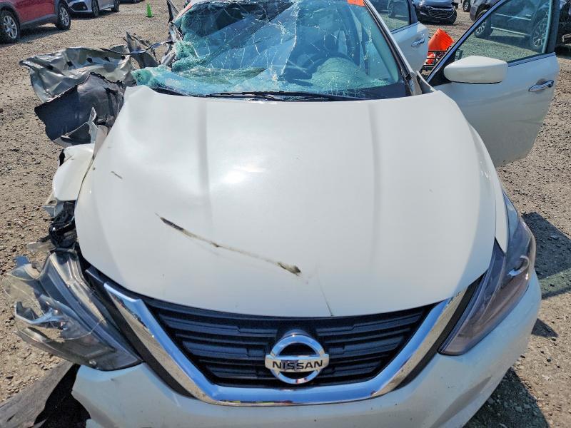 63043726 :رقم المزاد ، 1N4AL3AP7JC109862 vin ، 2018 Nissan Altima مزاد بيع