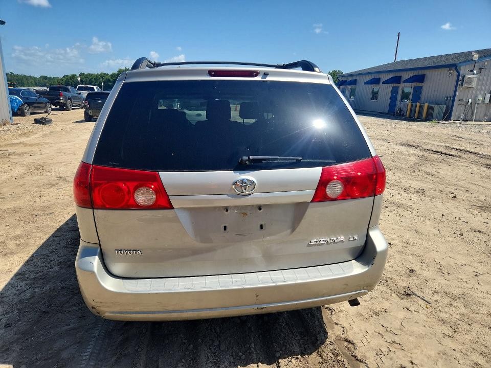 61291596 :رقم المزاد ، 5TDZK23C28S120135 vin ، 2008 Toyota Sienna مزاد بيع