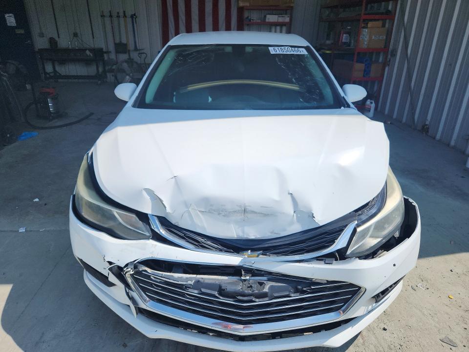61850466 :رقم المزاد ، 1G1BE5SM6J7205539 vin ، 2018 Chevrolet Cruze مزاد بيع