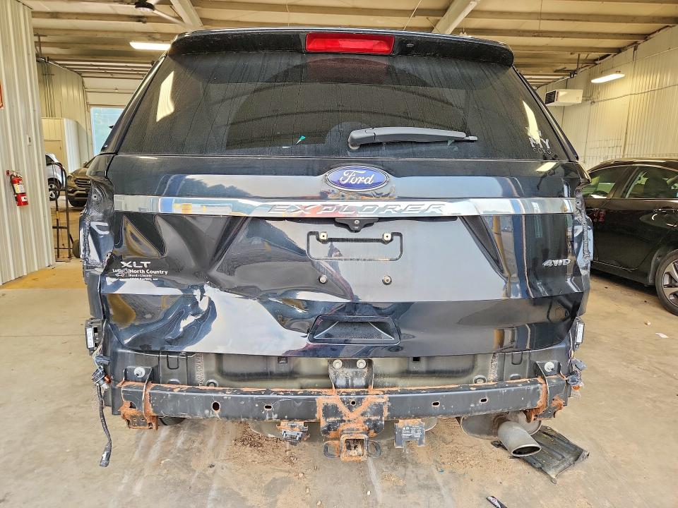 60867796 :رقم المزاد ، 1FM5K8D84HGB63621 vin ، 2017 Ford Explorer مزاد بيع