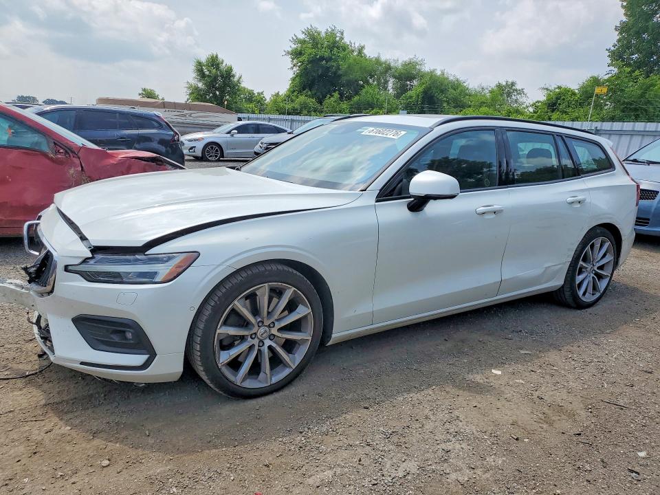 Продажа на аукционе авто 2019 Volvo V60, vin: YV1A22SK8K1010534, номер лота: 61602276