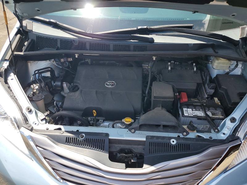 2015 Toyota Sienna მანქანა იყიდება აუქციონზე, vin: 5TDDK3DC3FS108460, აუქციონის ნომერი: 61810666
