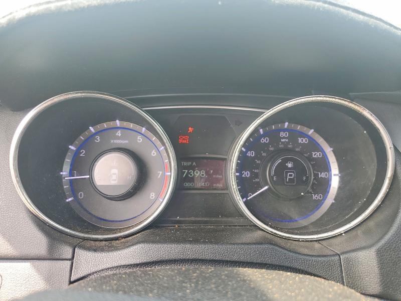 61617056 :رقم المزاد ، 5NPEC4AC4BH115011 vin ، 2011 Hyundai Sonata مزاد بيع
