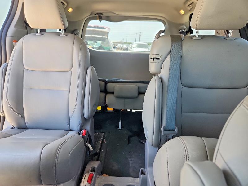 62784906 :رقم المزاد ، 5TDYZ3DC3LS028388 vin ، 2020 Toyota Sienna مزاد بيع