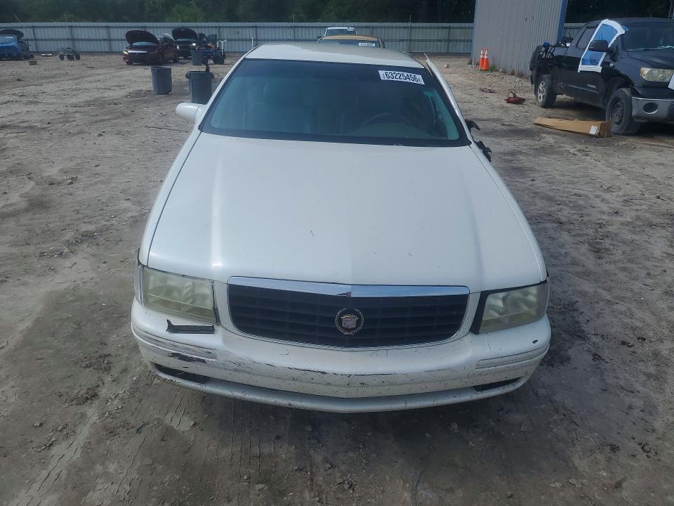 63225456 :رقم المزاد ، 1G6KF549XXU755014 vin ، 1999 Cadillac Deville مزاد بيع