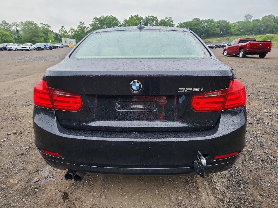 61720676 :رقم المزاد ، WBA3A5C56CF258942 vin ، 2012 Bmw 328 مزاد بيع