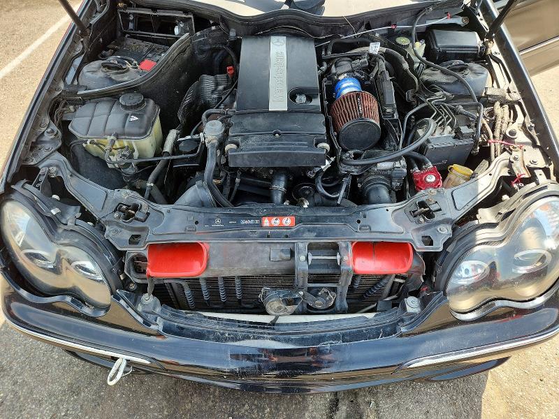 62491866 :رقم المزاد ، WDBRF40J85F664085 vin ، 2005 Mercedes-benz C مزاد بيع