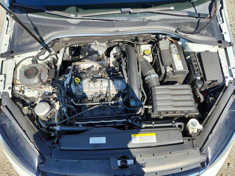 61100906 :رقم المزاد ، 3VWG57AU6MM005018 vin ، 2021 Volkswagen Golf مزاد بيع