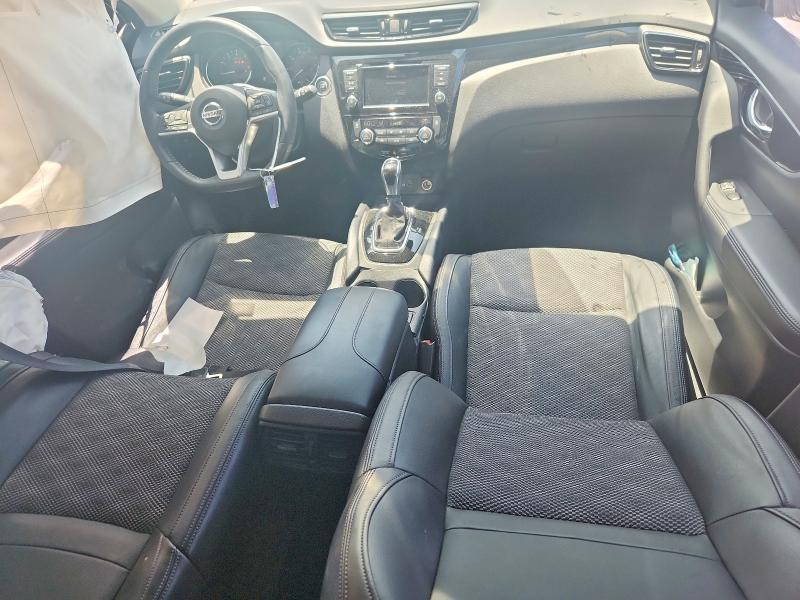 61909566 :رقم المزاد ، JN1BJ1BV4NW582065 vin ، 2022 Nissan Rogue Sport مزاد بيع
