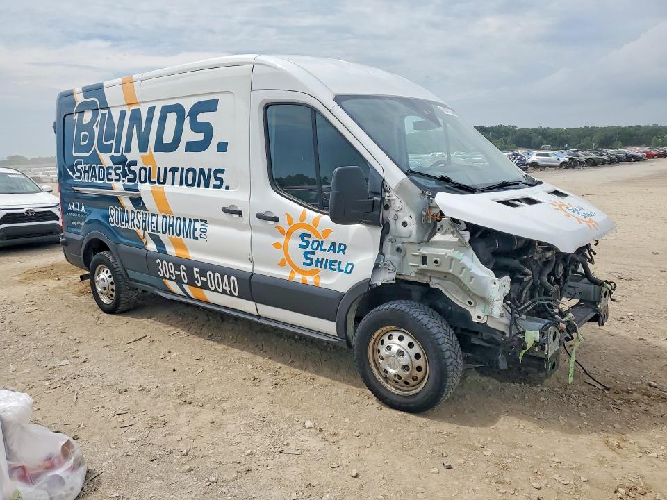 61347726 :رقم المزاد ، 1FTBR2C87LKA07290 vin ، 2020 Ford Transit مزاد بيع