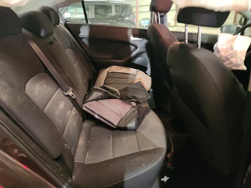 60053876 :رقم المزاد ، 3KPFL4A71JE164628 vin ، 2018 Kia Forte مزاد بيع