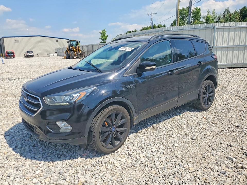 2017 Ford Escape მანქანა იყიდება აუქციონზე, vin: 1FMCU9JD1HUC77294, აუქციონის ნომერი: 60205776