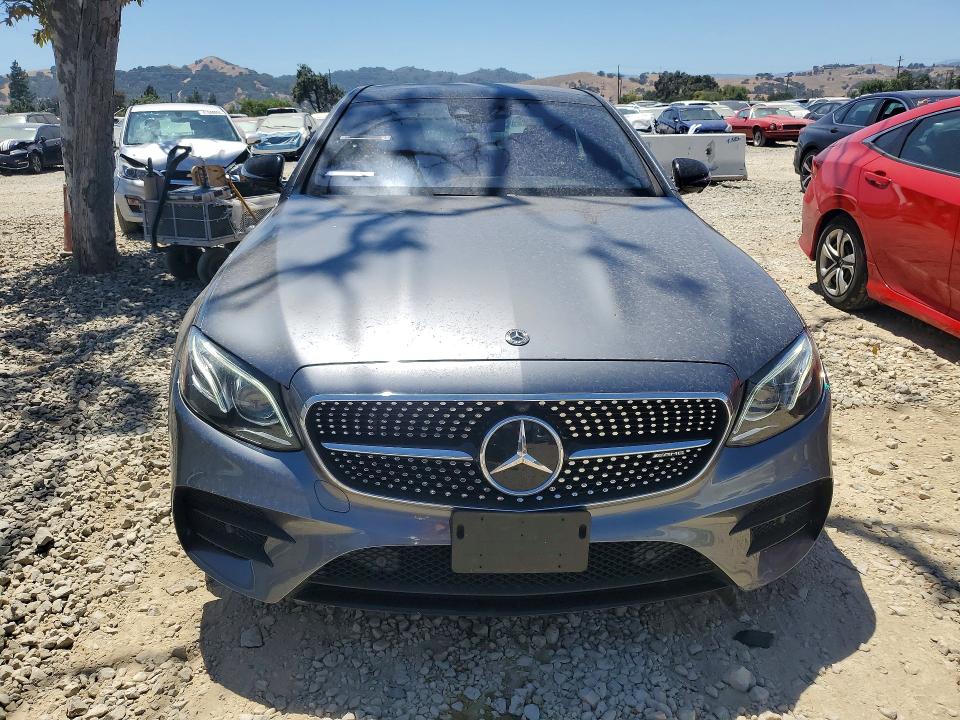 2019 Mercedes-benz E მანქანა იყიდება აუქციონზე, vin: WDDZF6BB2KA689999, აუქციონის ნომერი: 61753256